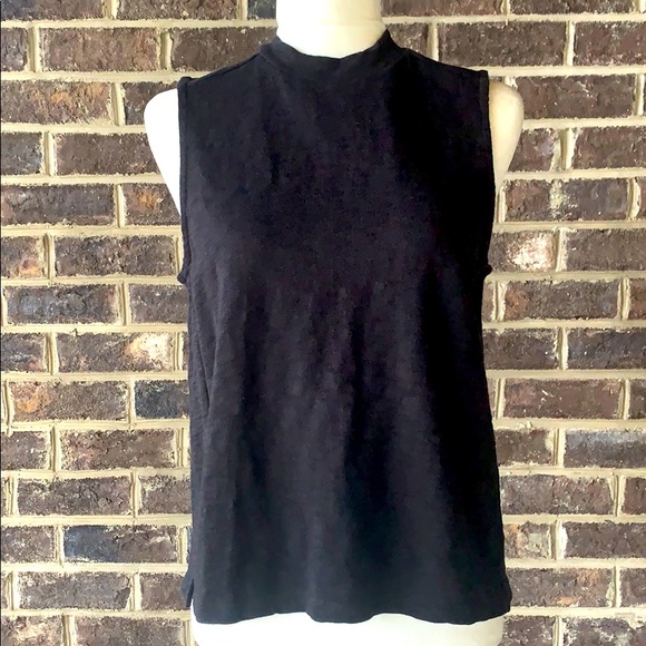 Madewell Top - Picture 1 of 7